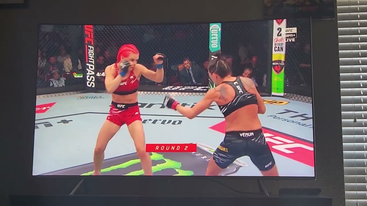 Marina Rodriguez vs. Gillian Robertson - UFC Fight Night 5/3/2025