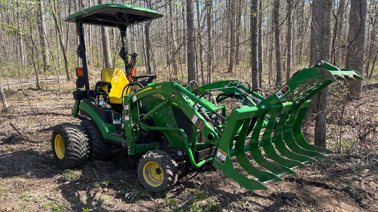 John Deere 1025R: Transforming Forest to Yard 🌳