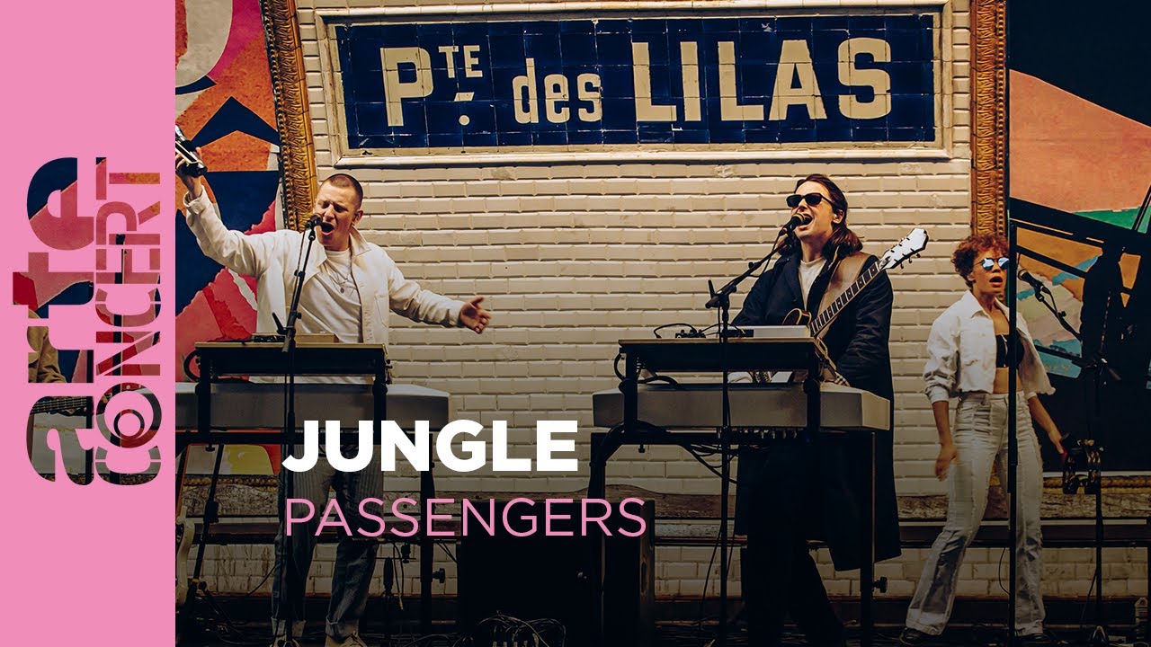 Jungle Live in Paris Metro 🎶 – Watch Passengers Perform Their Biggest Hits
