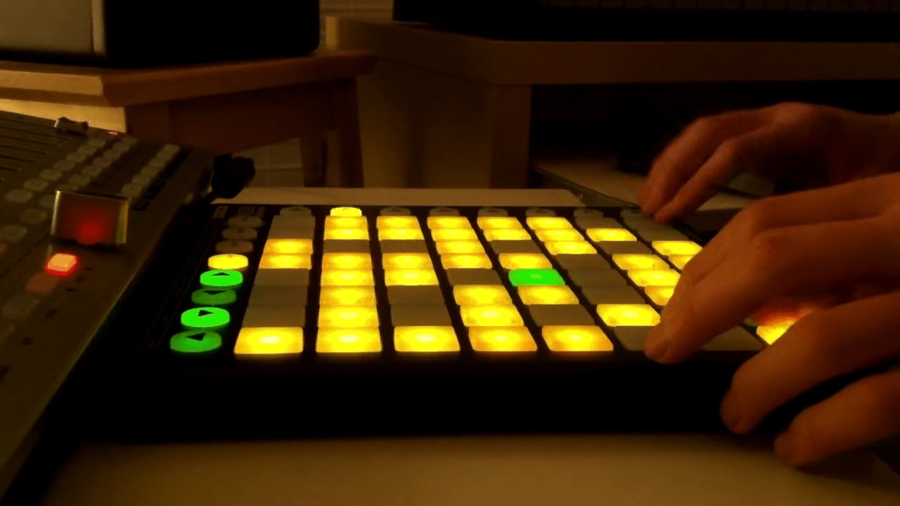 Madeon Live Mashup: The Ultimate Pop Culture Remix 🎶