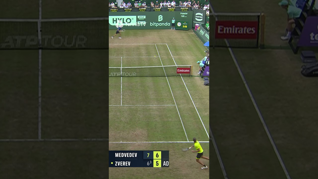 Alexander Zverev's Epic Point of the Year! 🔥