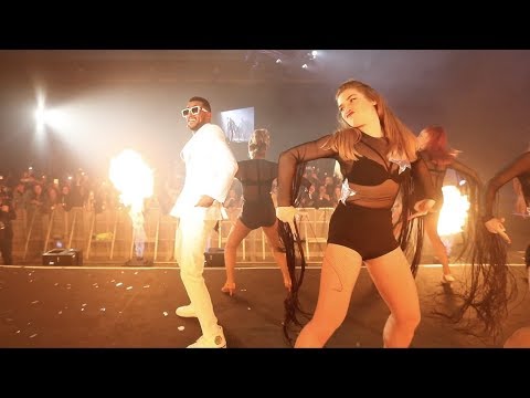 Mohamed Ramadan - BUM BUM [ Dubai Concert ] / أغنية رايحين نسهر من أقوي حفلة في دبي - محمد رمضان