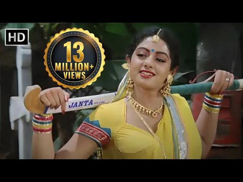 बोलो तुम्हारे साथ क्या सलूक किये जाय - Nazrana - Sridevi Action Scene - HD