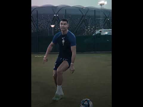 When Ronaldo Taught Neymar Skills 😅