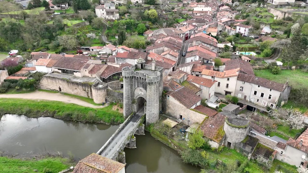 Découverte du quartier médiéval de Parthenay 🏰