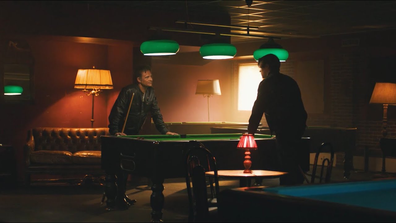 David & Johnny Hallyday Perform 'Sang pour Sang' 🎶 | Official Music Video