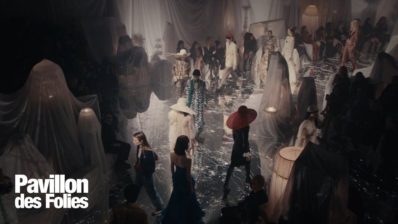 Valentino Pavillon des Folies | Full Show ✨