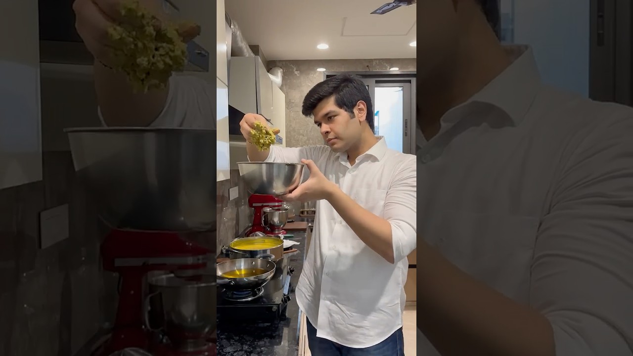 Favorite Indian Comfort Food: Kadhi Chawal & Pakode! 🍛