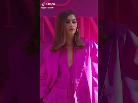 Zendaya in Paris with Valentino 💖