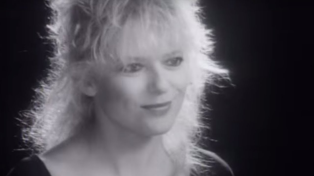 France Gall - Ella, elle l'a (Official Clip) 🎶