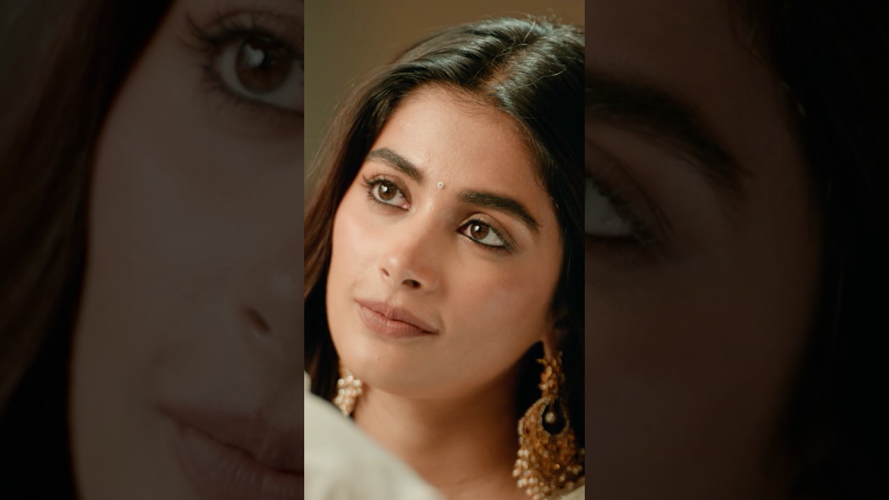 Shahid Kapoor's Flirty Charm Leaves Pooja Hegde Blushing in Front of Her Dad! π³