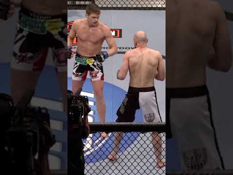 Stephen Thompson's Head Kick Knockout Highlights UFC Debut