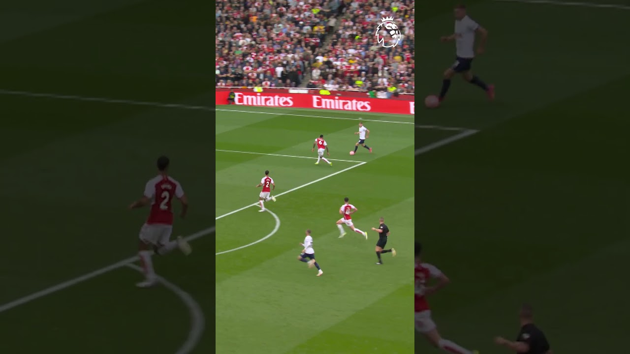 Incredible David Raya Save Stuns Fans! ⚽️