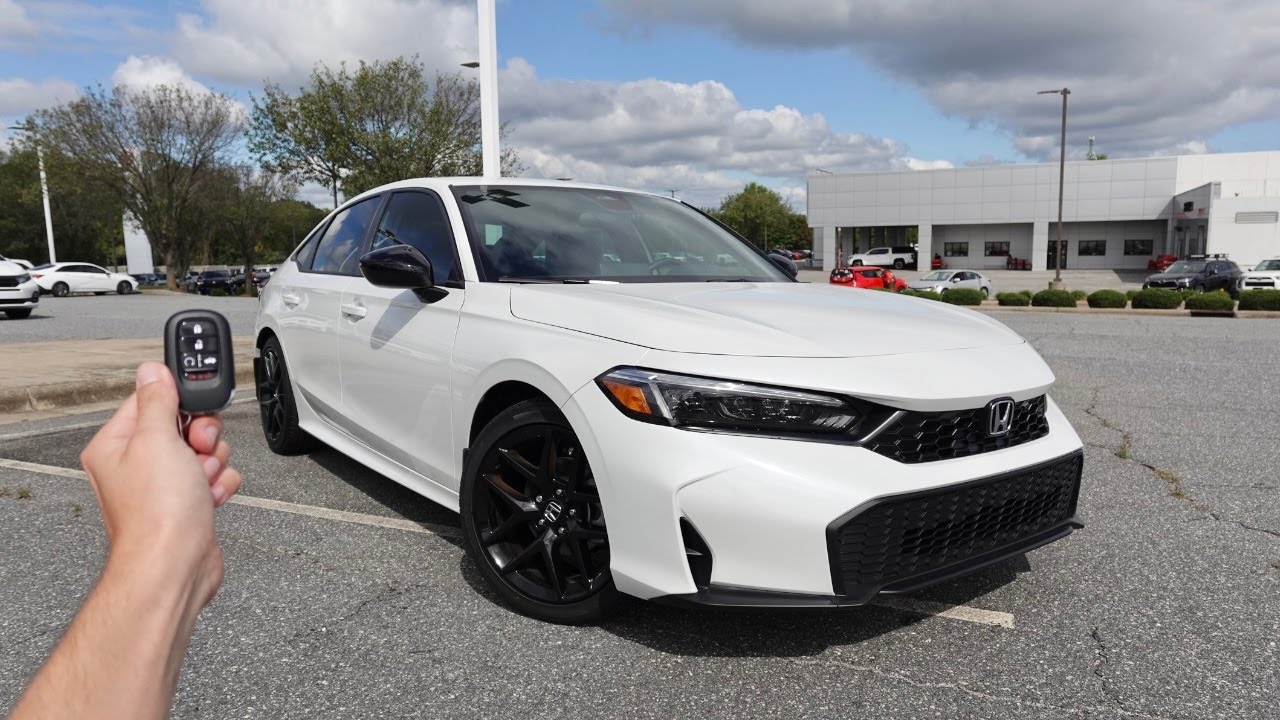 2025 Honda Civic Sport: Startup & Review 🚗