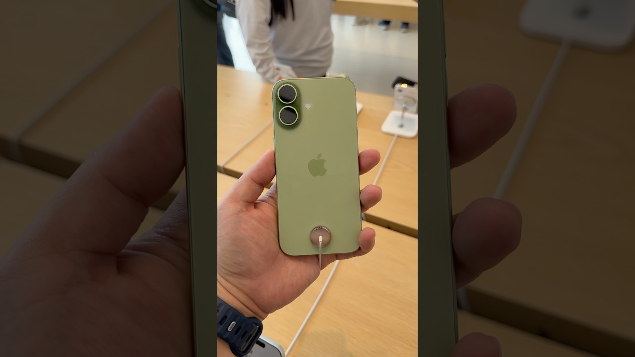 Best Color for iPhone 17 in 2025 📱