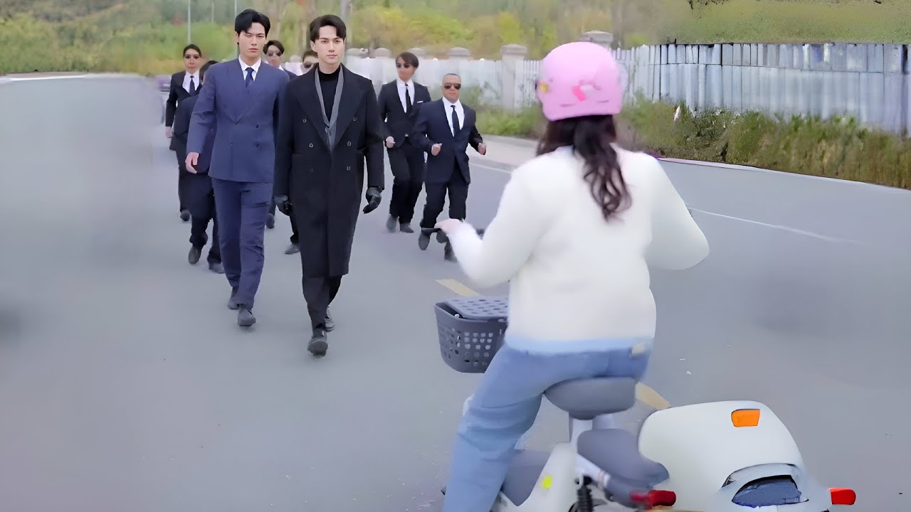 فتاة فقيرة تتعرض للطرد وتجد حبًا غير متوقع مع أغنى شاب في البلد 💖