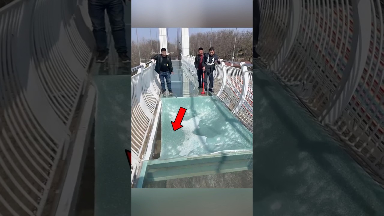 Broken Glass Bridge: A Thrilling Experience