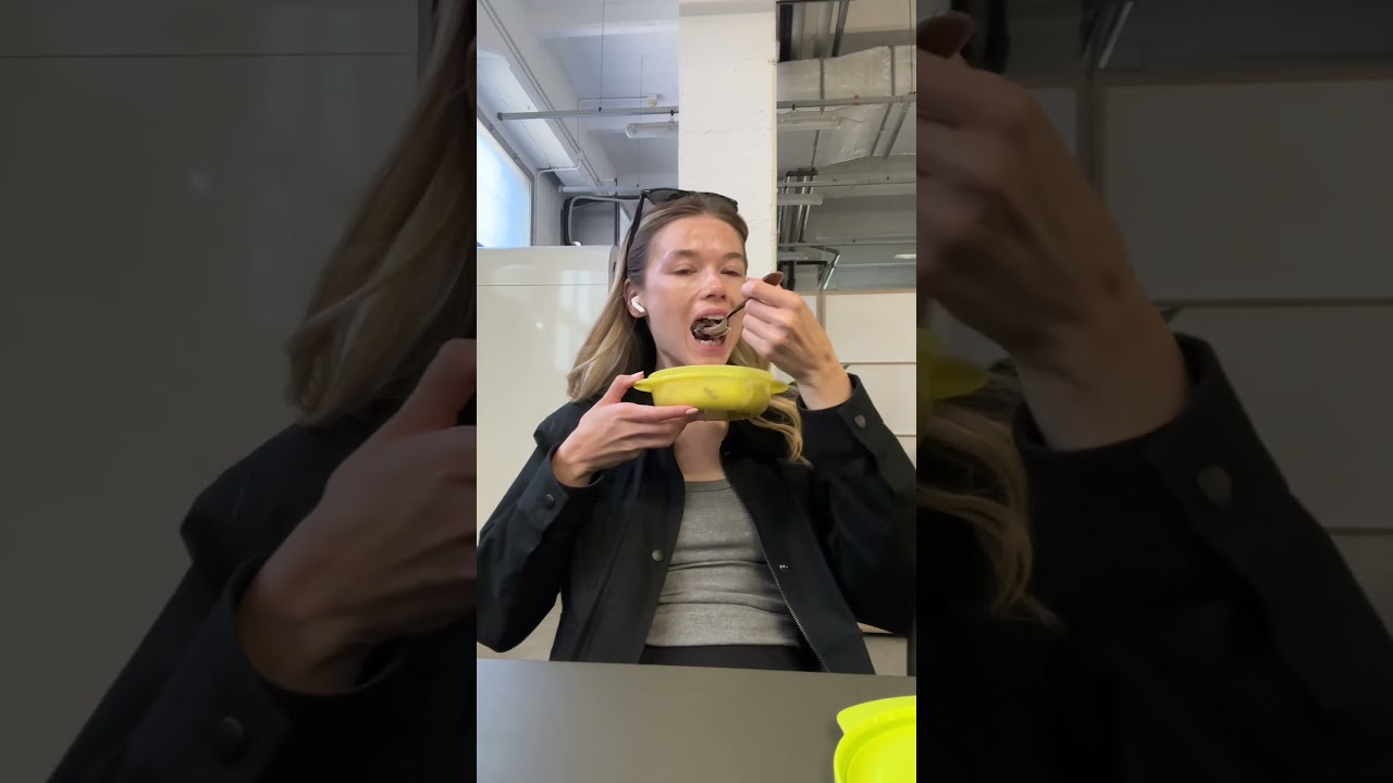 Cosa mangia una modella in un giorno 🍽️