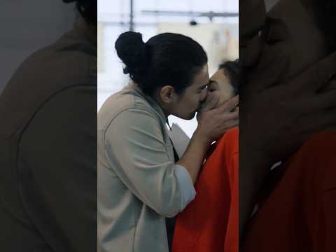 Показал свою любовь на глазах у всех ❤️ #кино #казахские #сериалы #миллионерыизобщаги