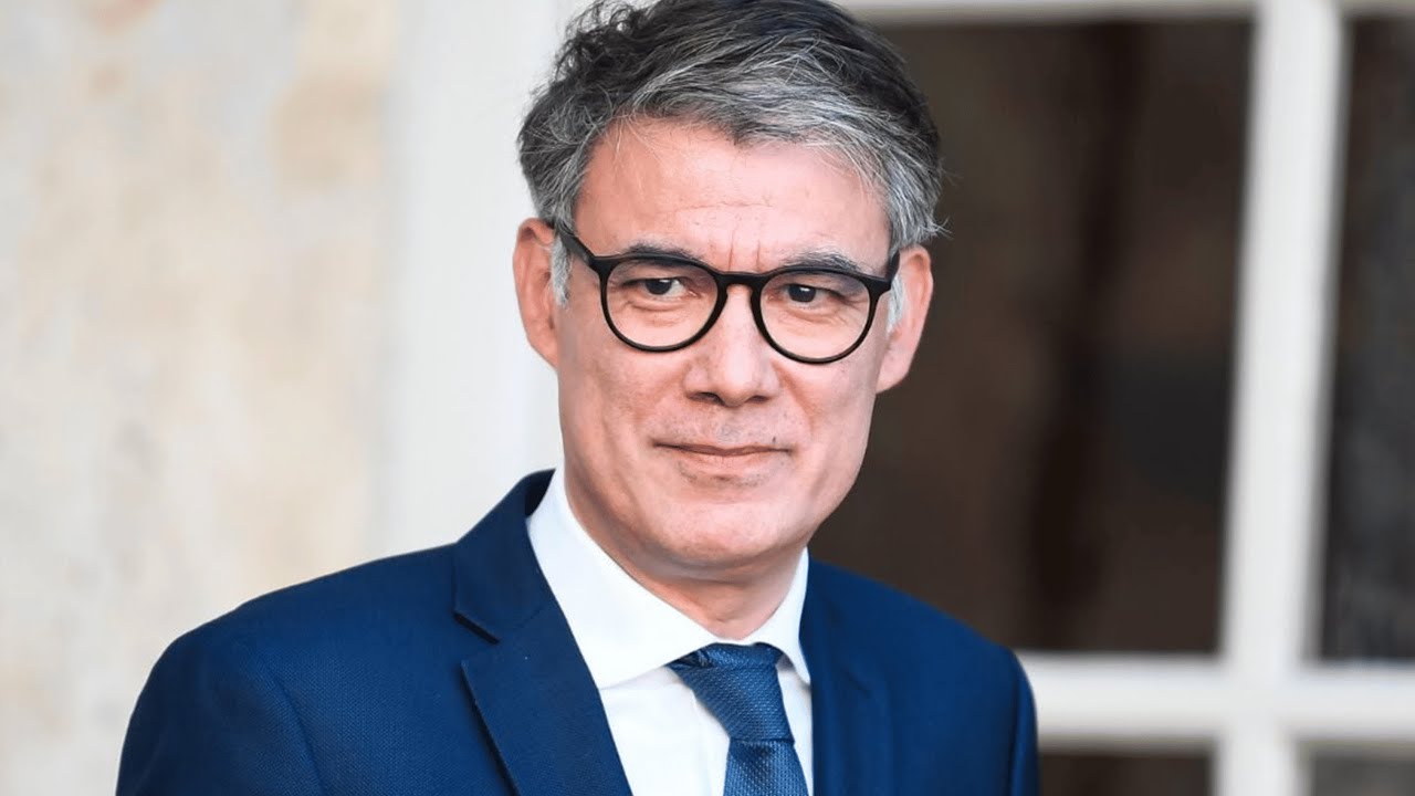 Le PS menace de faire tomber le gouvernement Lecornu