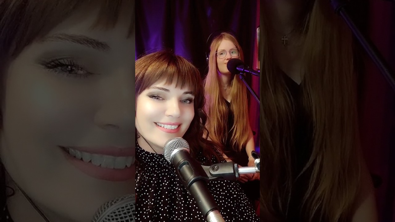 Вживую с @Anastasiyakos_poet и дочкой 🎶
