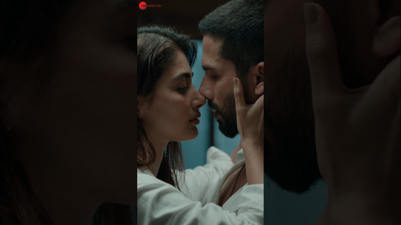 Bas Tera Pyaar Hai 💕 | Vishal Mishra & Raj Shekhar | Shahid Kapoor & Pooja Hegde | Zee Music Shorts