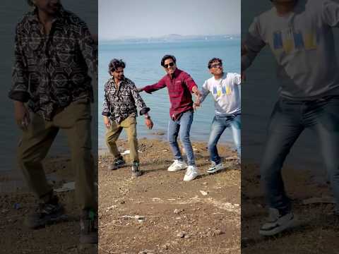 शूटिंग सुरू होती पण थोडा येडे पणा भी चालस भो 🤣🤣 #bhaiyamoresong