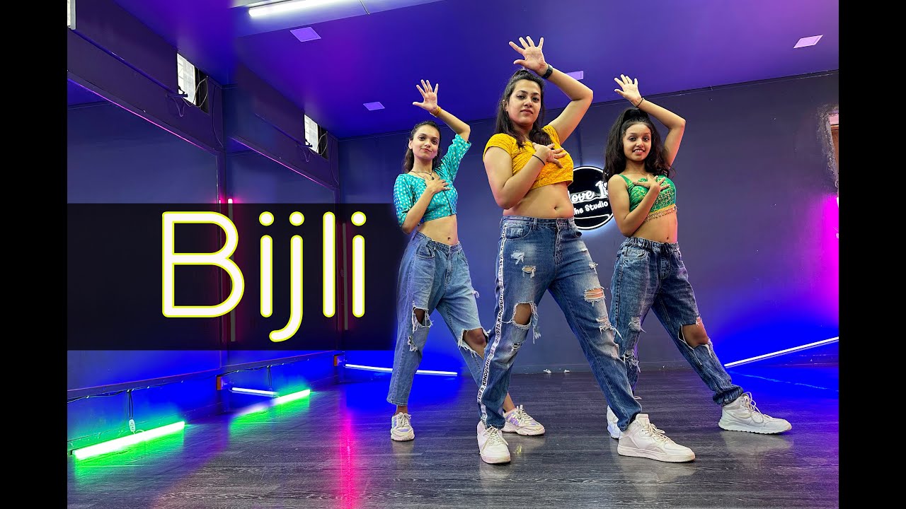 BIJLI Dance Cover from Govinda Naam Mera ⚡
