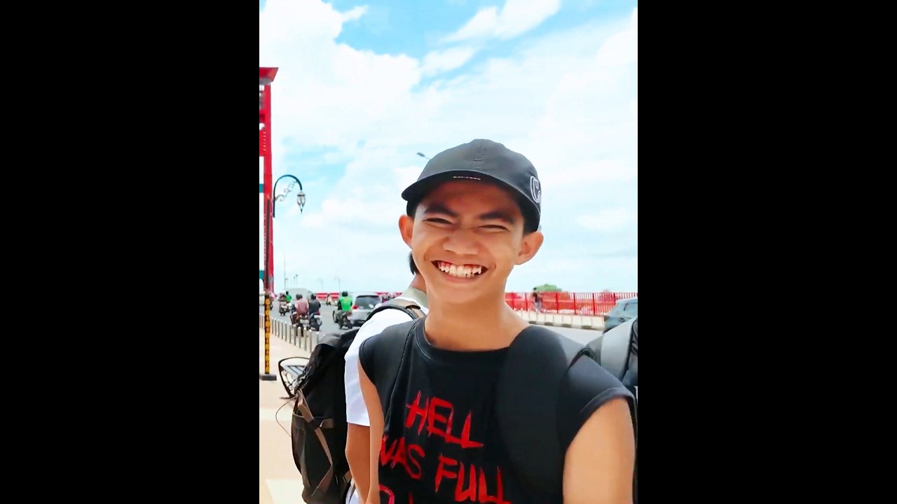 Seru! Tim GWSM Adu Pantun di Atas Jembatan Ampera Palembang 🌉