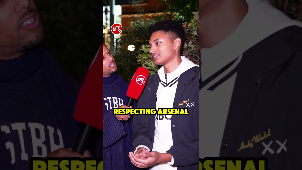 This Fulham fan believes Arsenal 𝐖𝐈𝐋𝐋 𝐖𝐈𝐍 𝐓𝐇𝐄 𝐋𝐄𝐀𝐆𝐔𝐄! 🏆 — your thoughts on his take? 🤔 #FanCams