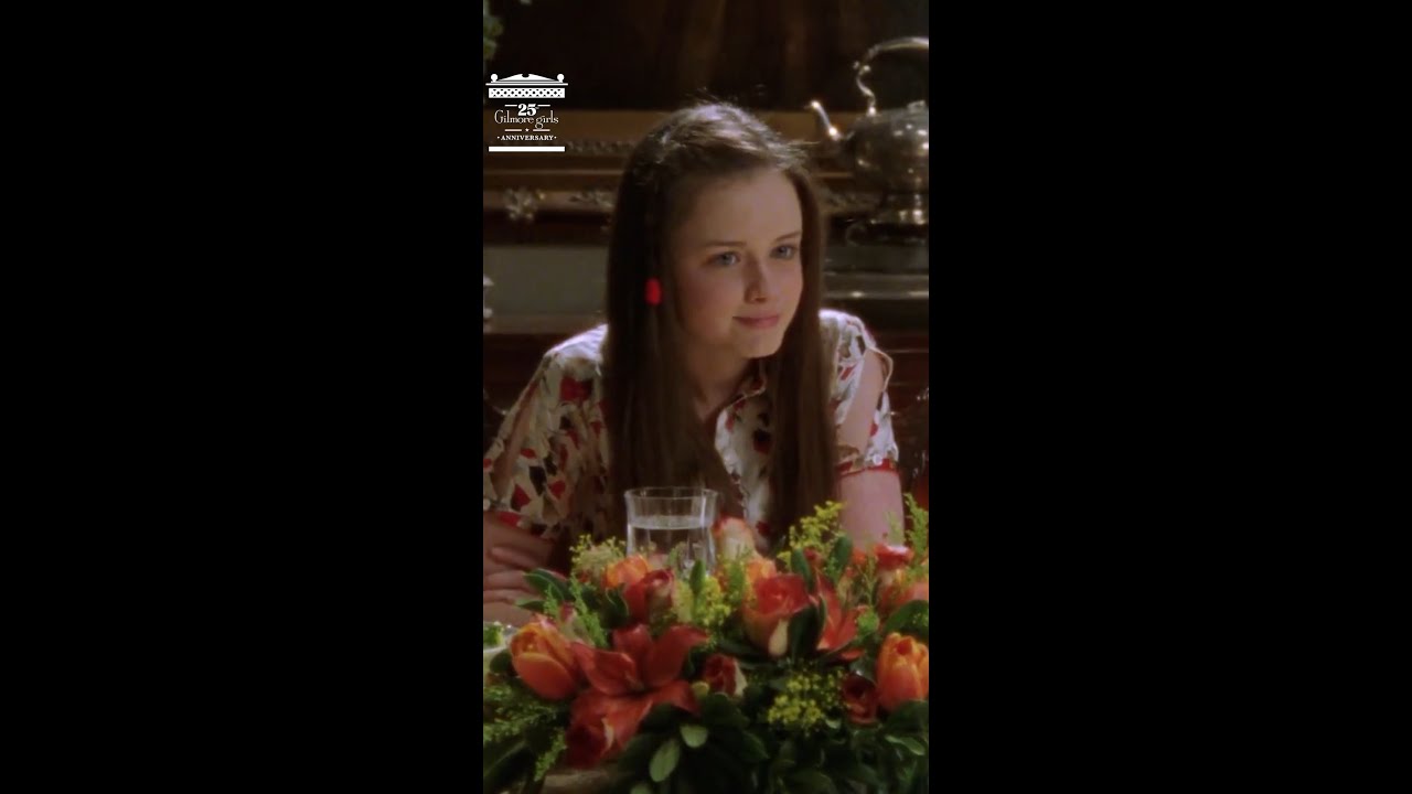 She certainly grew into it… #GilmoreGirls #GilmoreGirls25