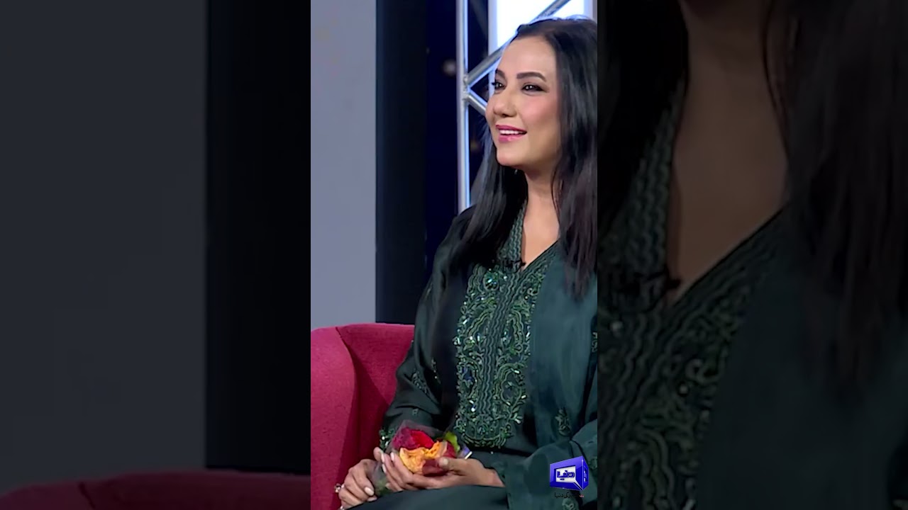 DJ Aoun's Humorous Poetry for Ayesha Gul 🎤