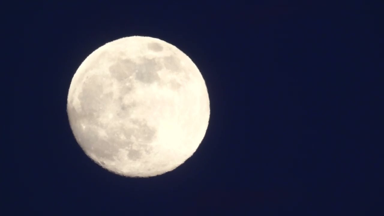 Supervollmond am 1. August 2023: Einfluss auf Liebe und Beziehungen