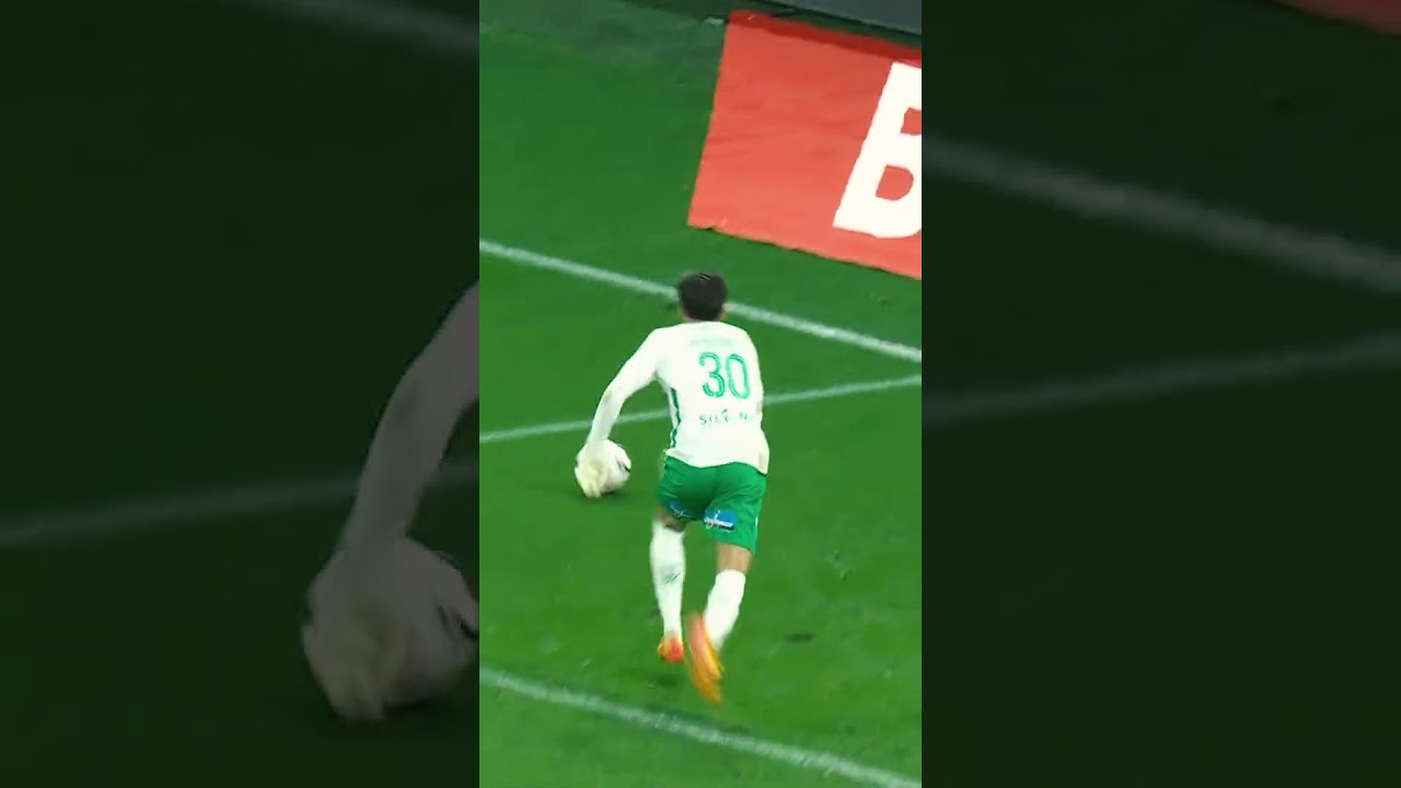 Incroyable near-miss en Ligue 1 😅 | Résumé et moments forts