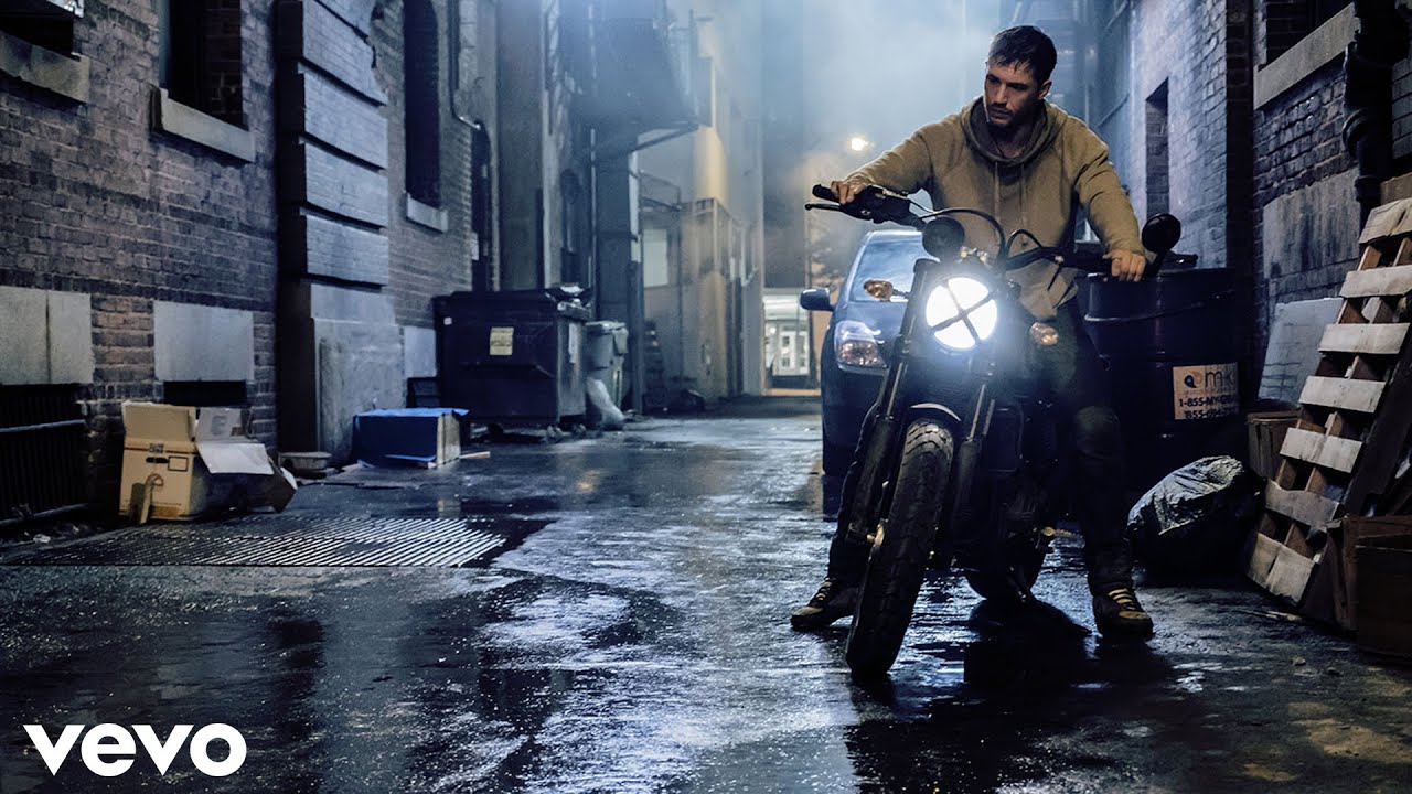 Indila - Mini World (Starix Remix) 🎵 | Epic Motorcycle Chase Scene in 4K | VENOM