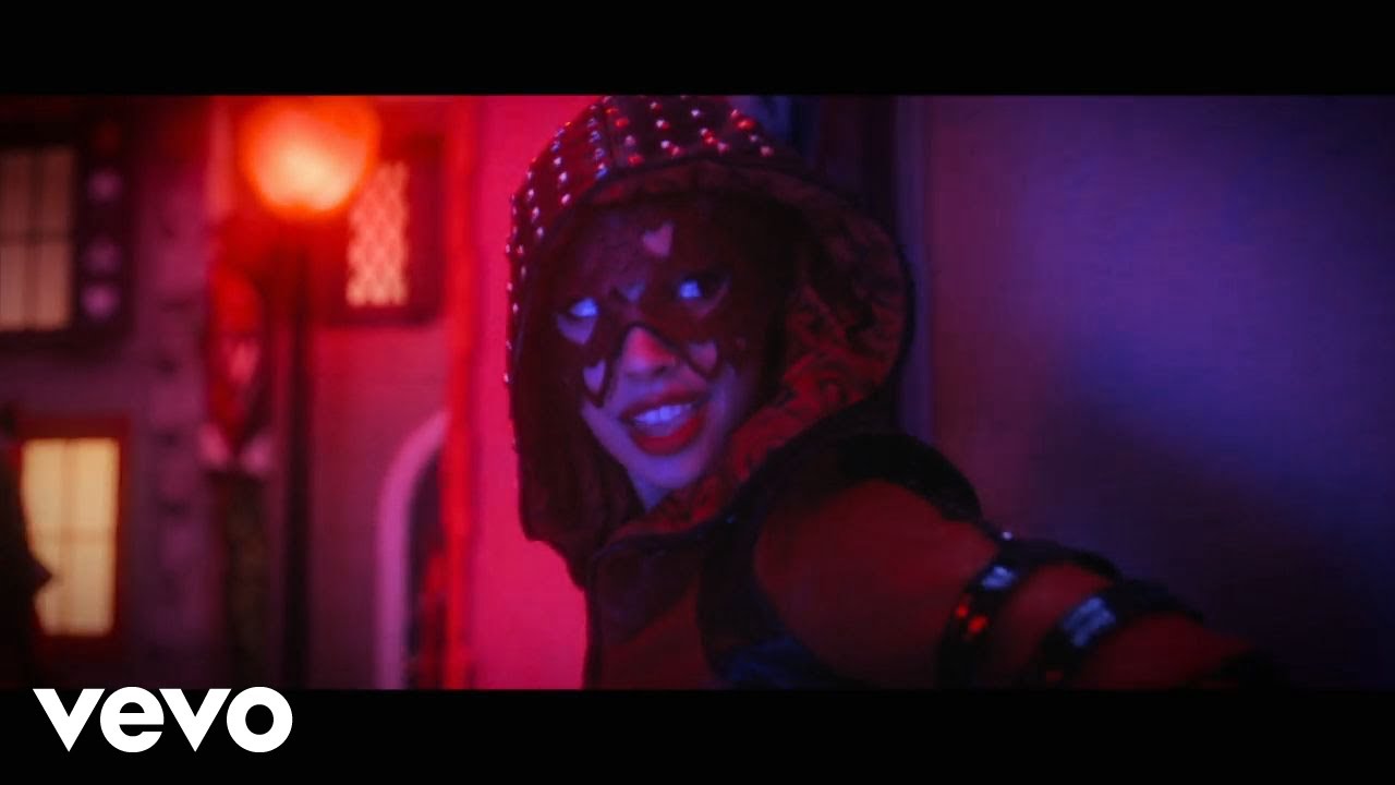 Kylie Cantrall & Alex Boniello in 'Red' from Descendants 🎬