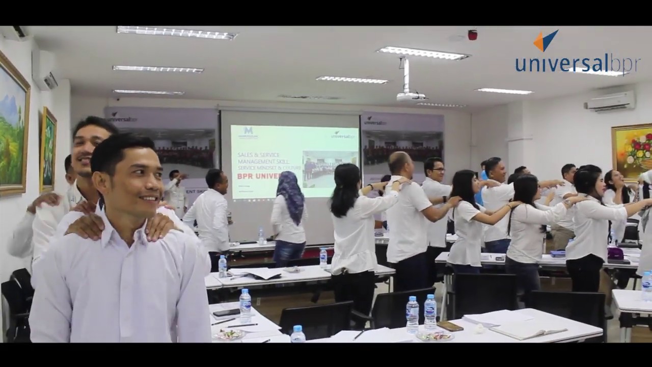 Workshop Pengembangan Skill Penjualan & Layanan Bank Universalbpr