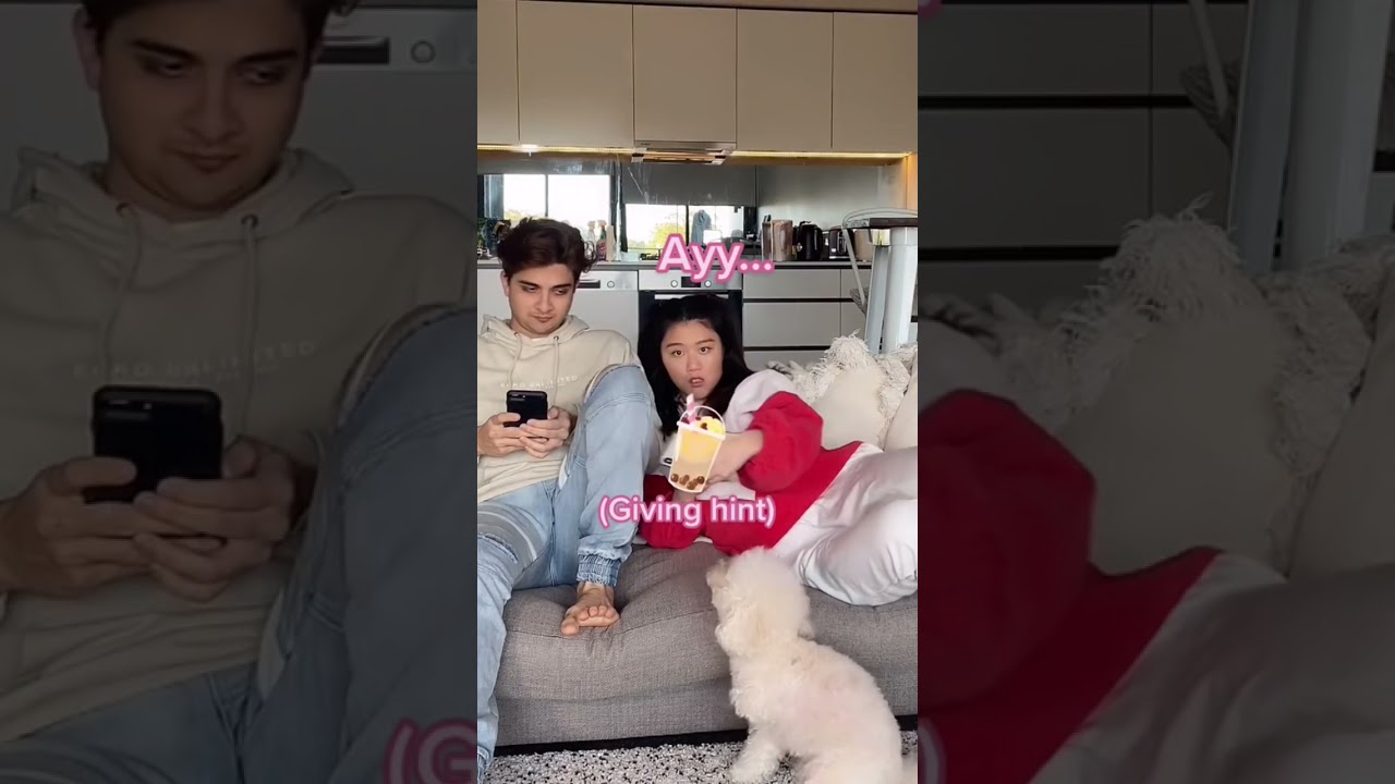 When Your Girlfriend Won't Say a Word ๐
#Shorts #Funny