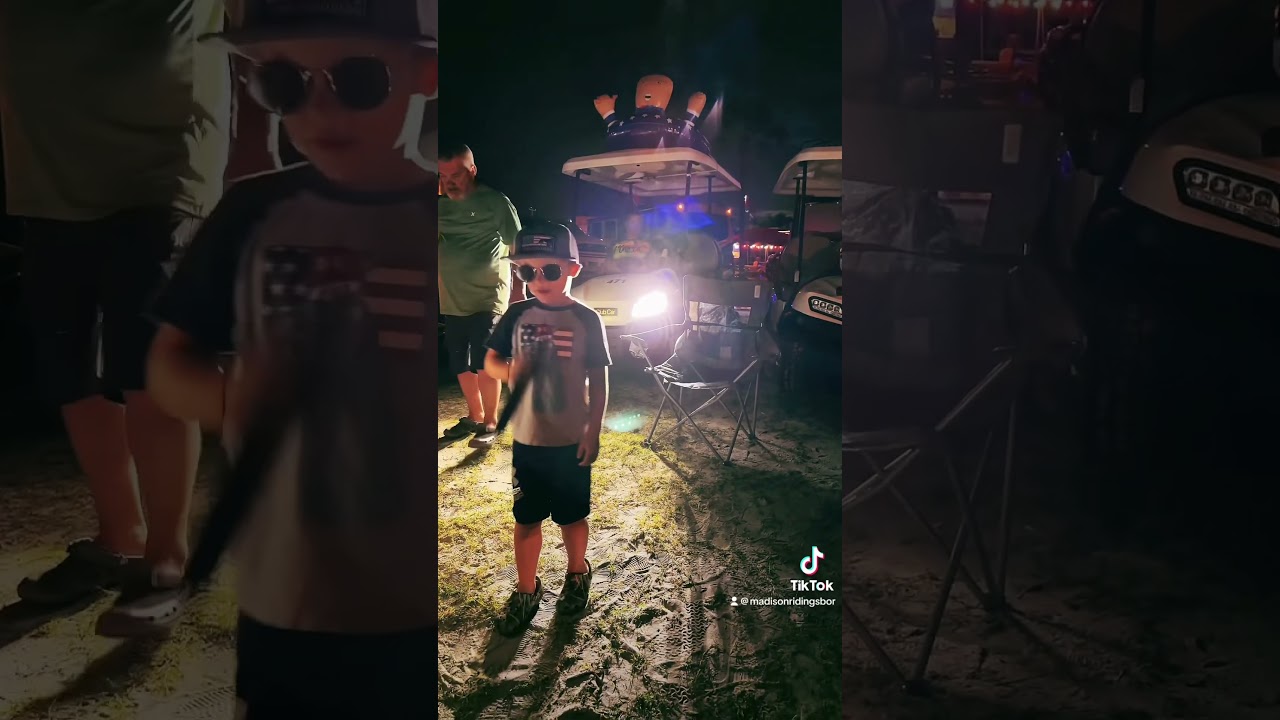 Mason Ramsey's Karaoke Moment 🎤