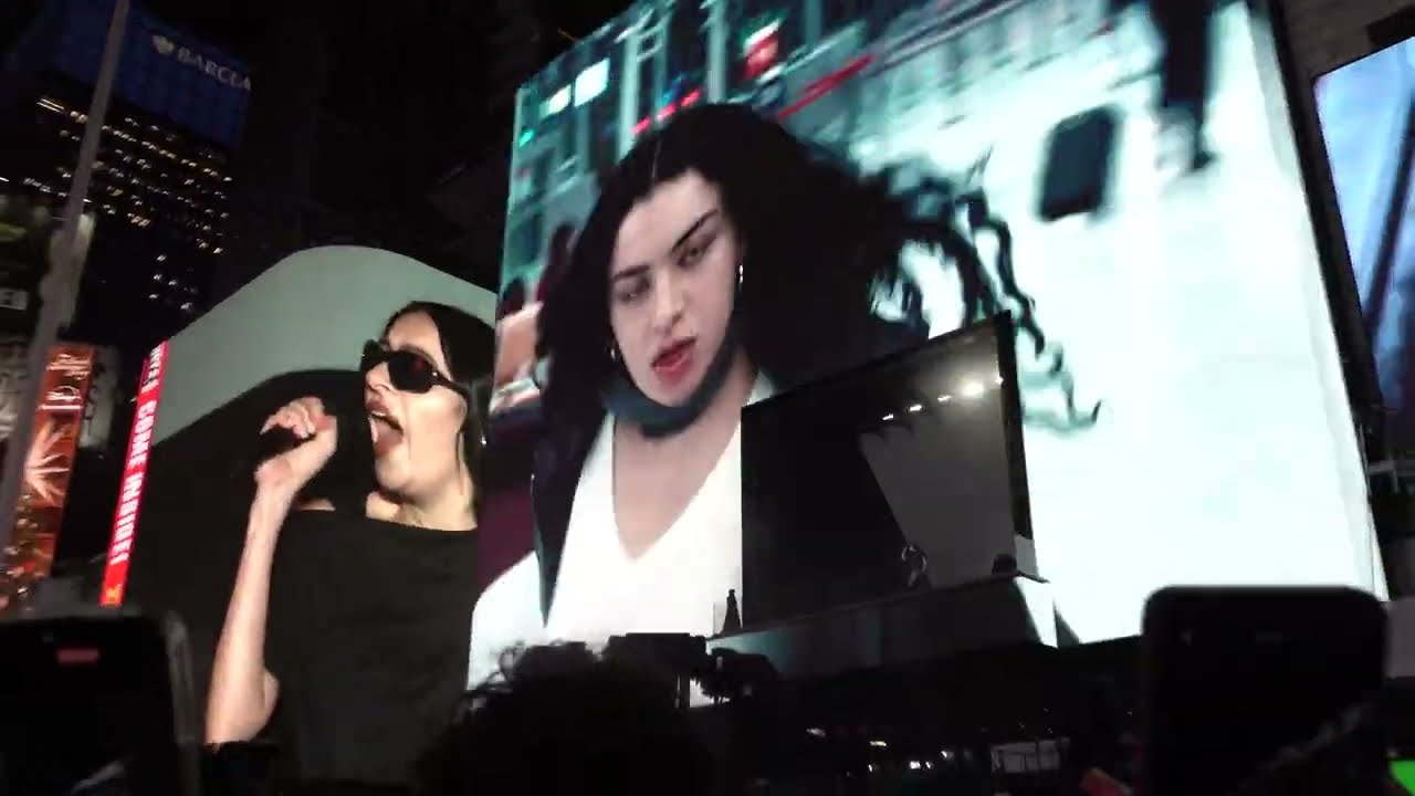 Charli XCX Performs at H&M Time Square Launch 🎉
