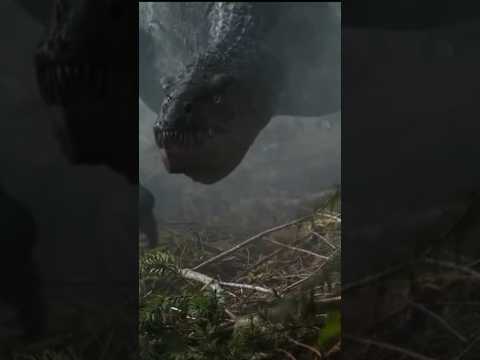 A Space Traveler Crashes On An Unknown Planet Pending An Apocolyptic Event - Movie Moshow