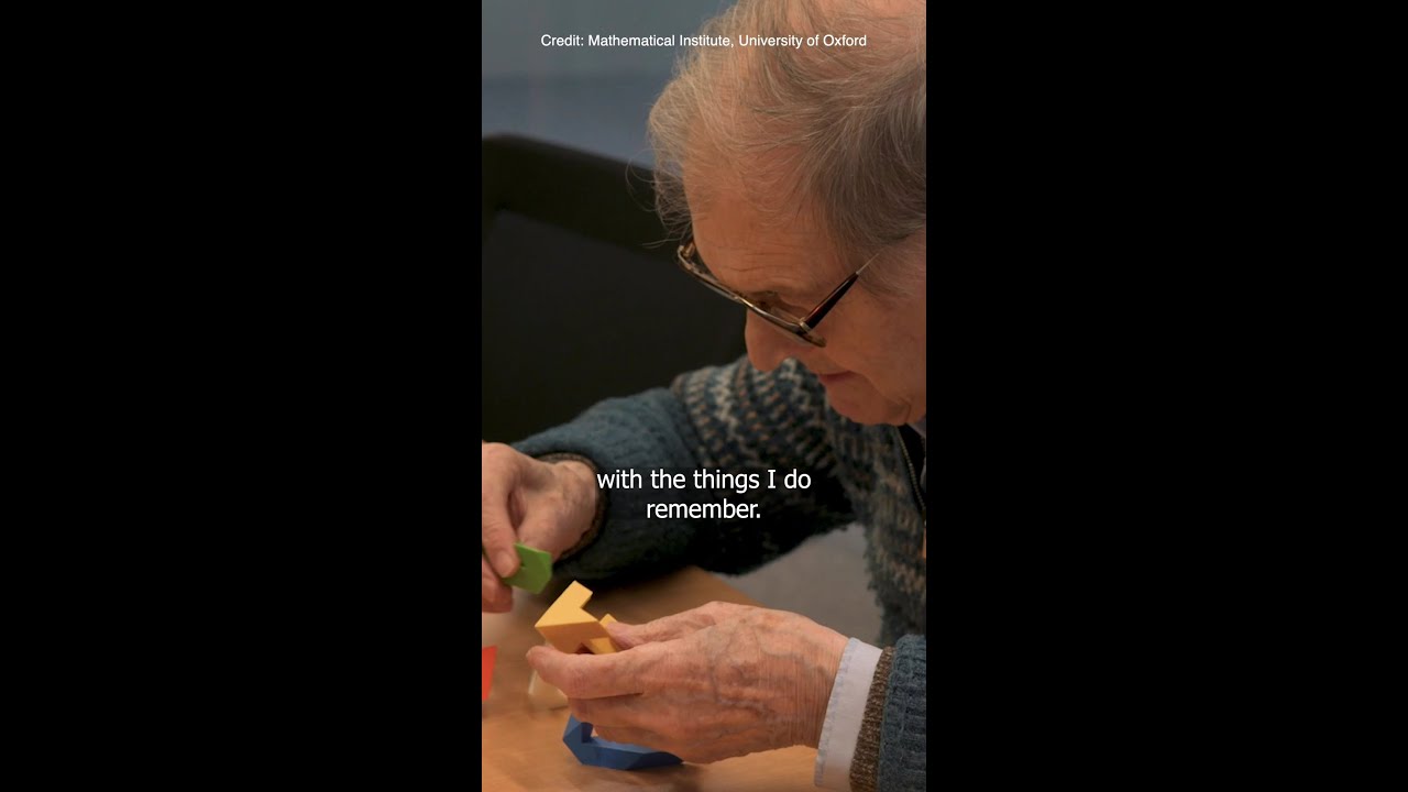 Sir Roger Penrose Solves a 72-Year-Old Puzzle He Created 🧩