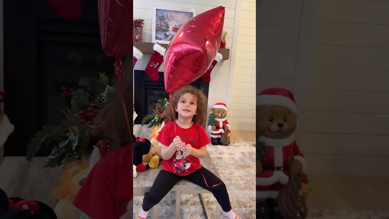 Dad helps little daughter- daddy’s love ❤️ #shorts