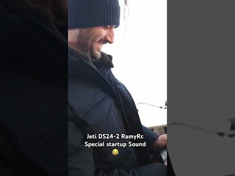 Custom made startup sound is hilarious 😂🤌🏼 #jeti #rcplanes