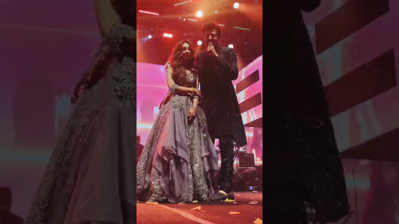 Pehli Mohabbat Live Performance by Darshan Raval & Dharal at Sangeet Ceremony 🎶