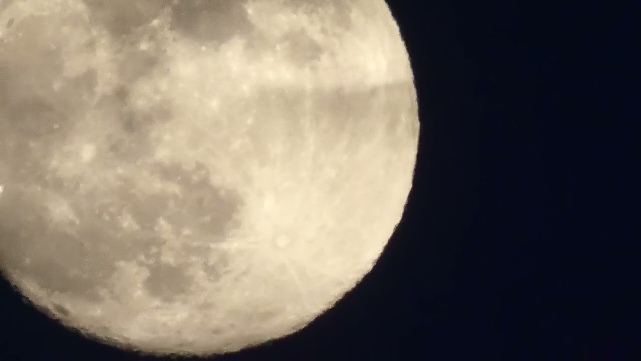 Supervollmond am 31. August 2023: Einfluss auf Liebe und Emotionen