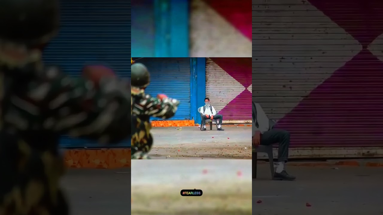 Kashmiri Boy Stands Tall Against Indian Army ✊