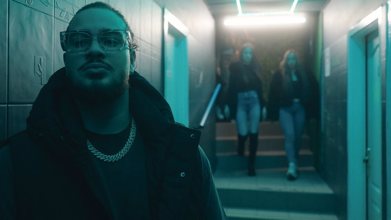 Rini - MÁS Official Music Video 🎶