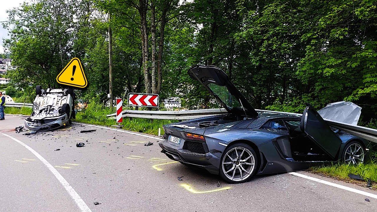 2023 Car Show Crashes & Near-Misses π