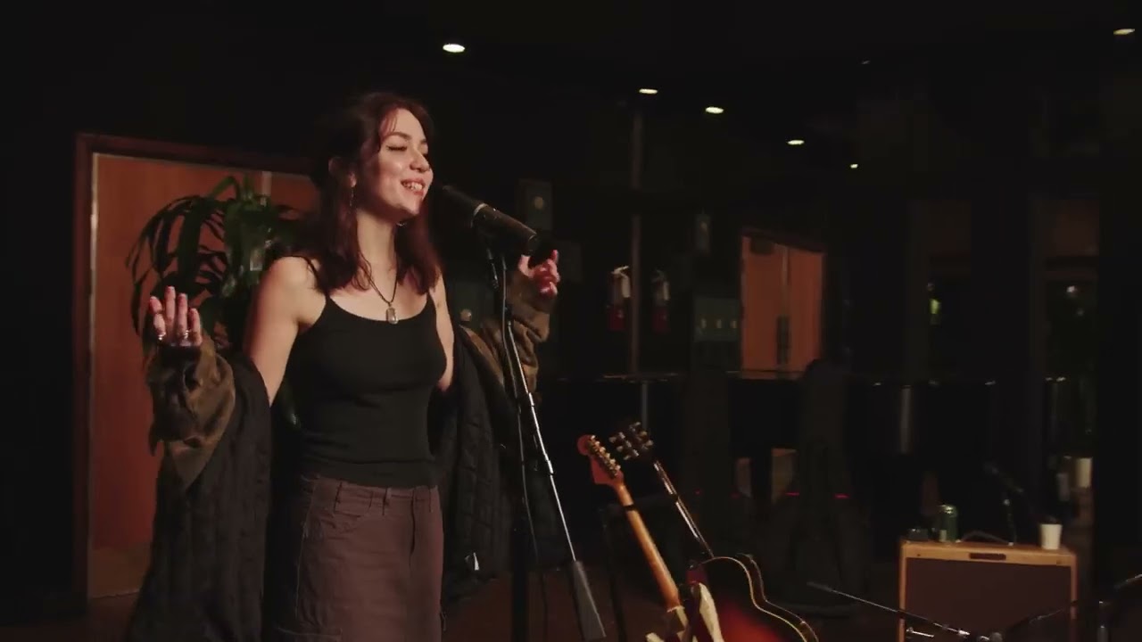 Iris Funk Cover ft. Laura Elliott 🎶